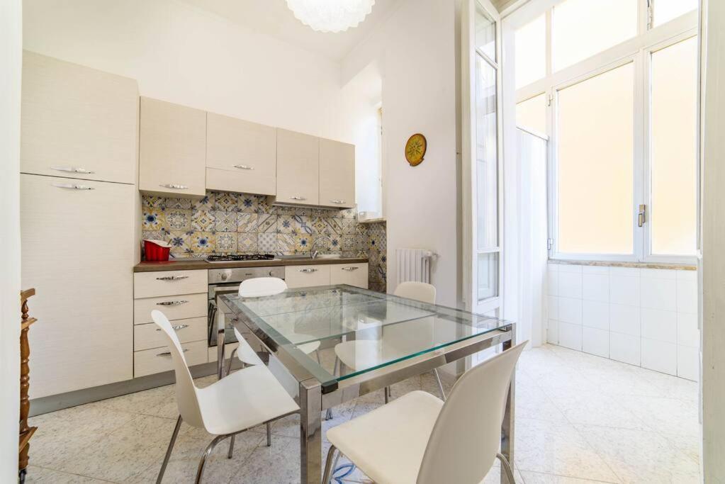 Casa Vacanze “In Centro” Salerno Exteriér fotografie